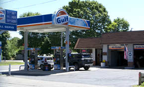Gas Station Melrose, MA 